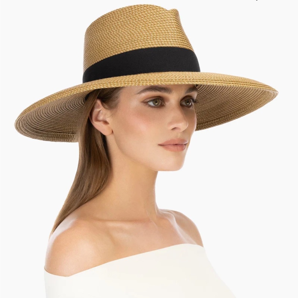 Eric Javits, Daphne Best Seller, Natural/ Black